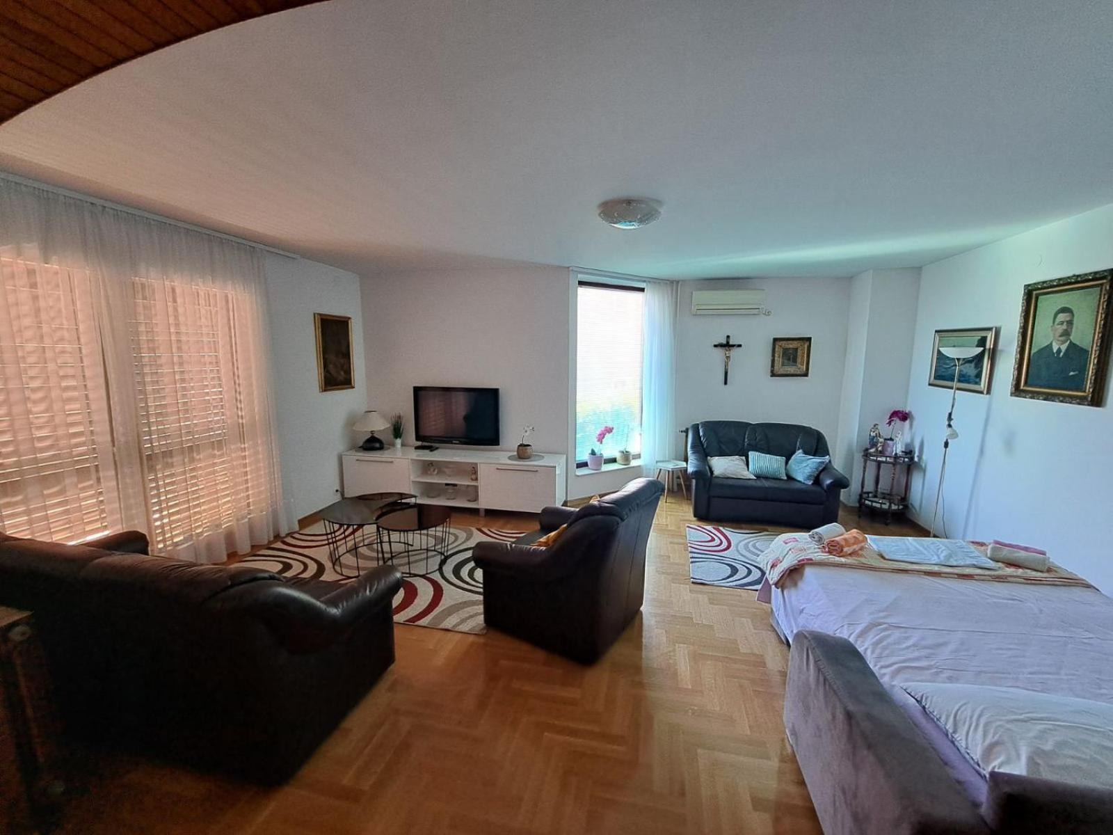 Apartmani Maver Sveti Filip i Jakov Bagian luar foto