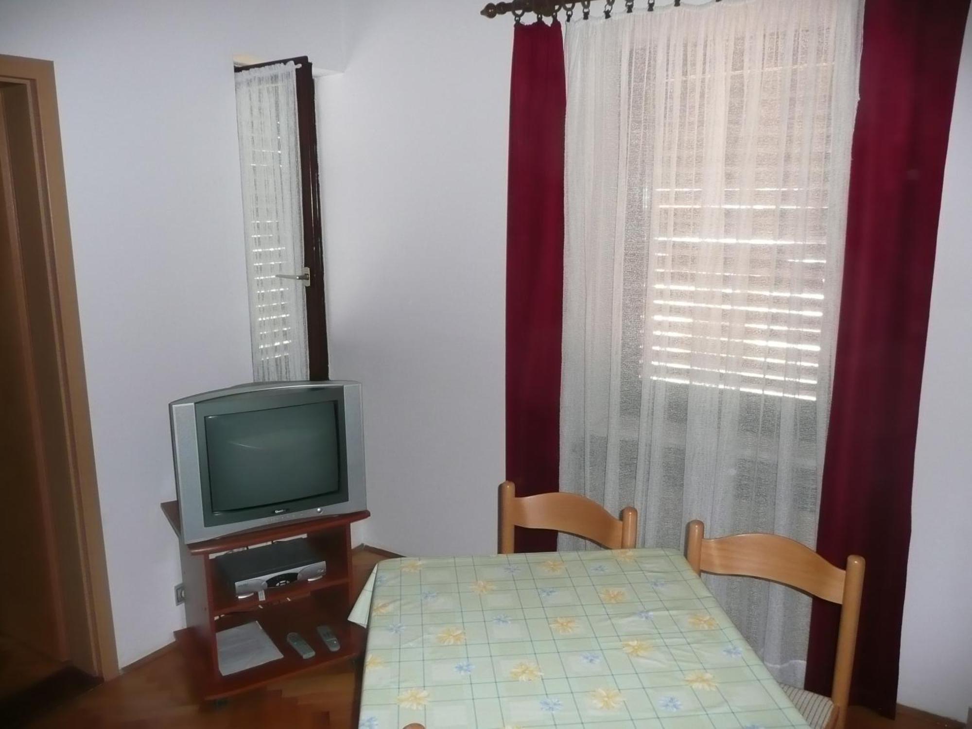 Apartmani Maver Sveti Filip i Jakov Ruang foto